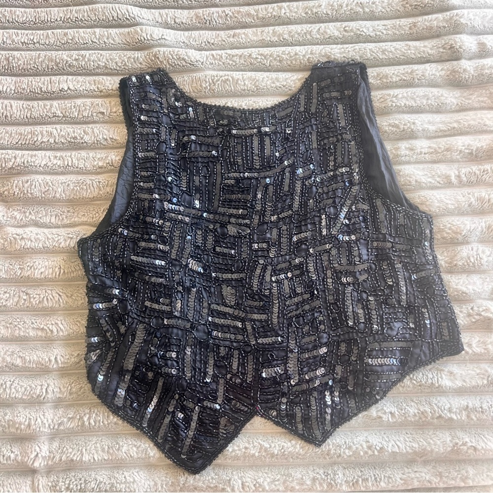 Vintage from the 80s Shimmer Black Sequin Vest - Picture 6 of 6